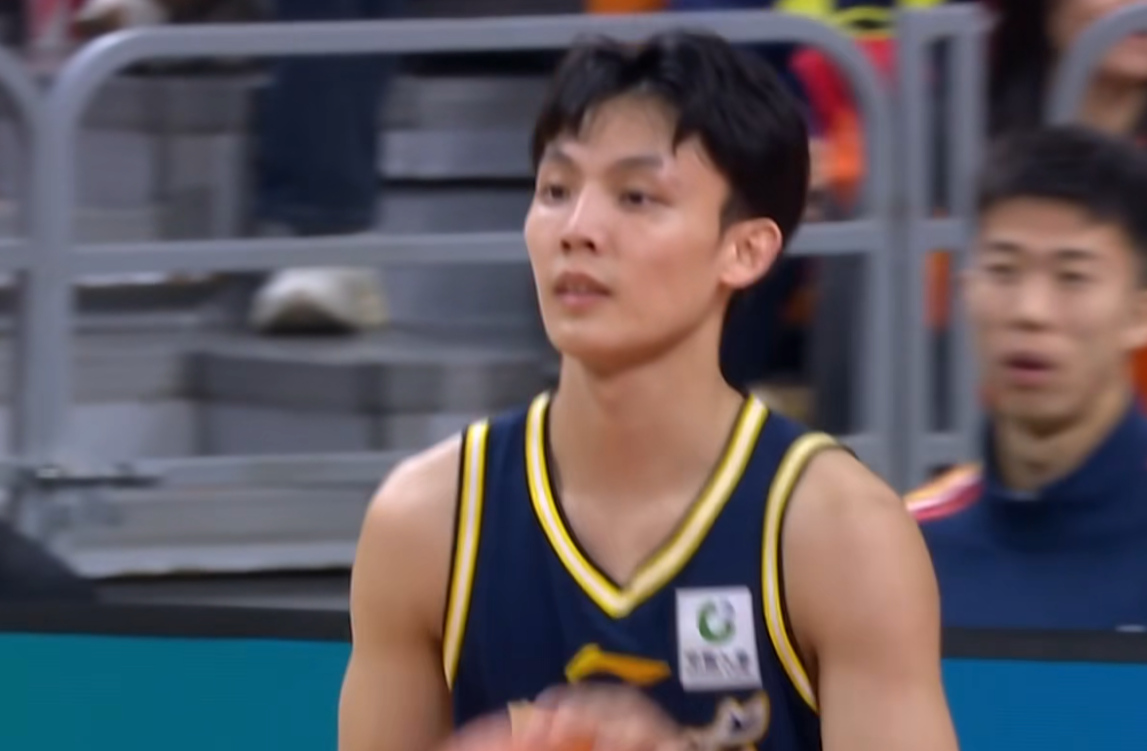 五星体育直播-广东86-99山东!球员评分:2人满分,1人良好,5人不合格